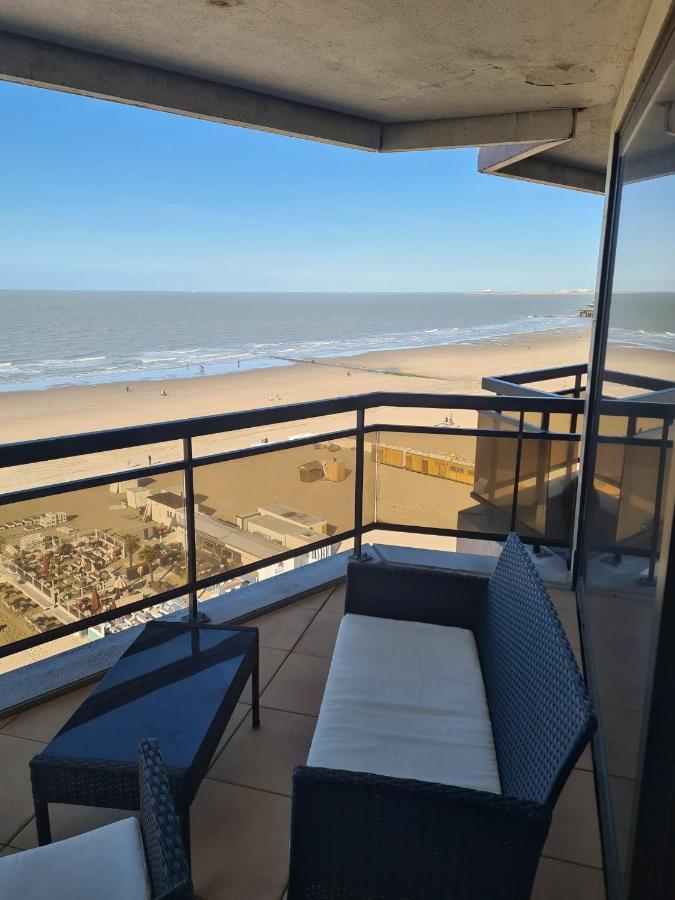 Luxurious Apartment With Sea View Blankenberge Exterior photo
